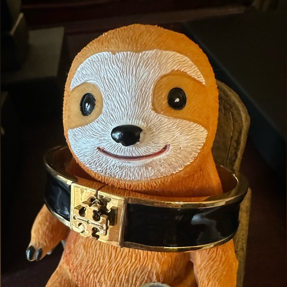 Tory Burch ❤️ Black Golden Kira Logo Bangle Bracelet - Picture 1 of 8